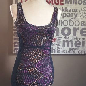 Fabletics Fun colored workout top